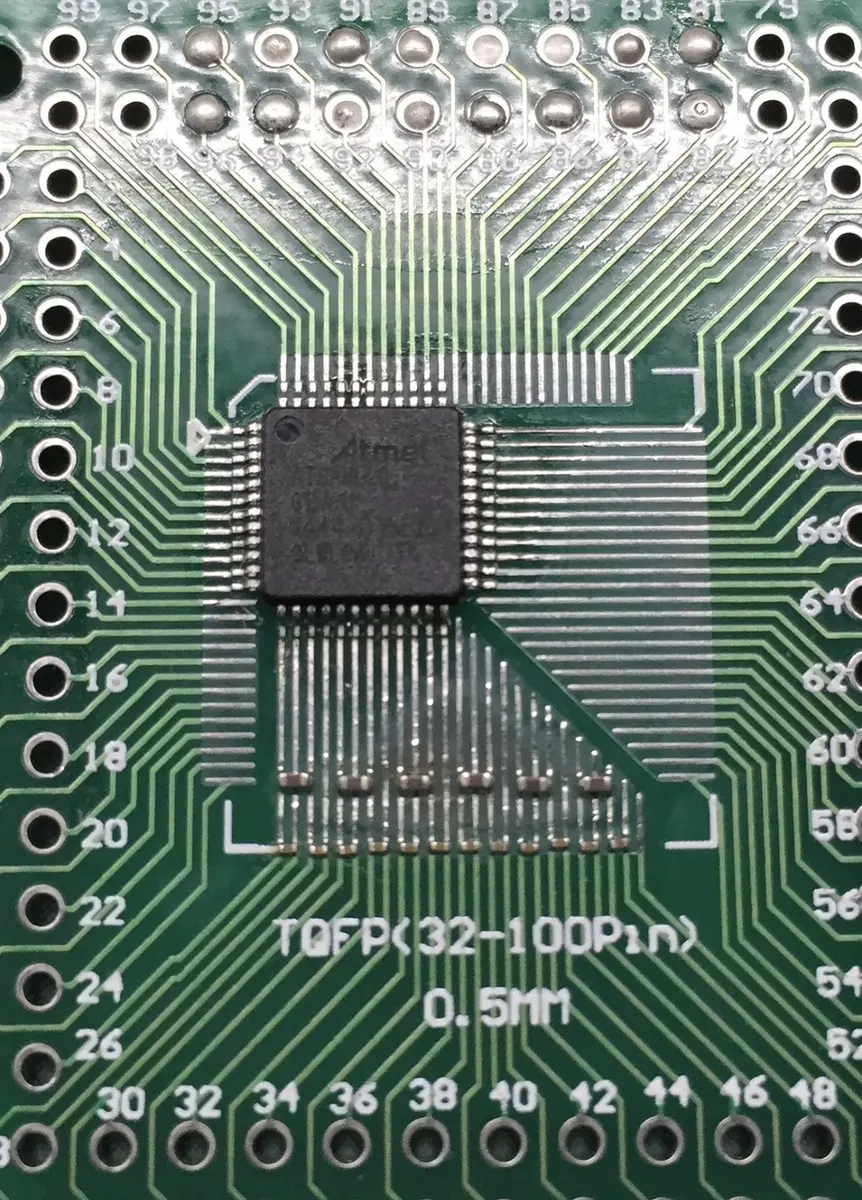 細密ICを実装した基板